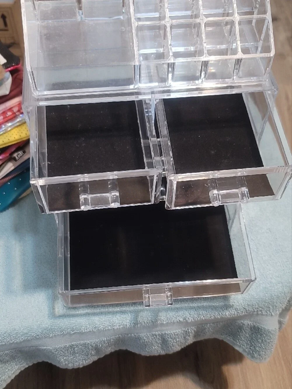 Clear Acrylic Cosmetic and Jewelry Organizer with Black Liners